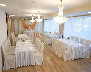 Выпускной в Золотой Принц