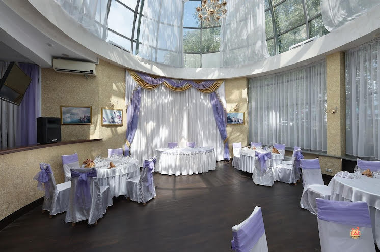 Зал "Тиффани" в «Алые паруса» фотография №1