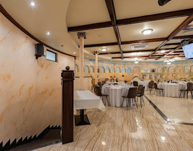  ресторан Колизей