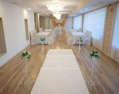 Выпускной в Золотой Принц