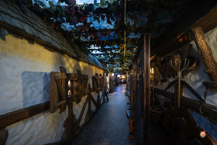 Зал ресторана  в «Три перца» фотография №19