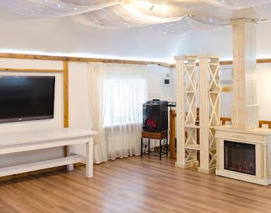 Новый год в Академия