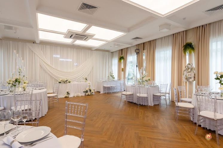 Основной зал в «Парк-отель Жемчужина» фотография №14