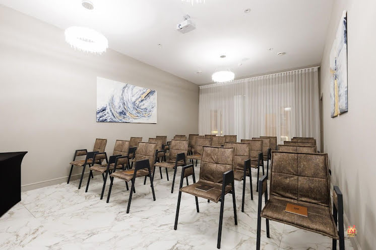 Конференц-зал  "Suzor" в «Helen» фотография №1