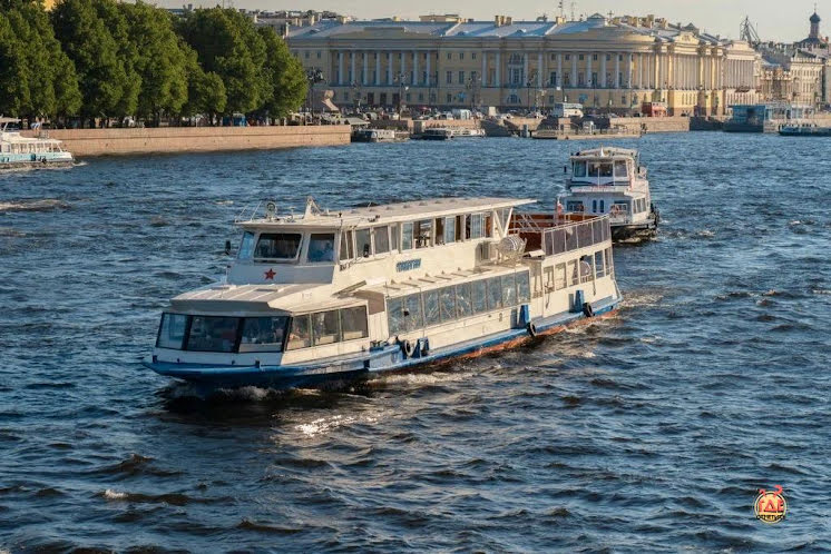 Палуба в «Теплоход "Славутич"» фотография №13