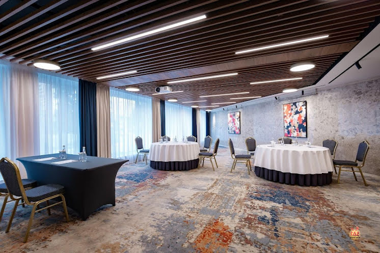 Банкетный зал Homewood в «DoubleTree by Hilton Novosibirsk» фотография №1