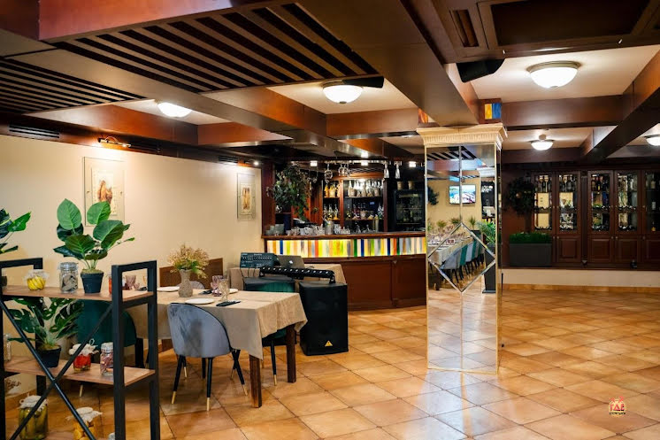 Маленький зал  в «Ла делиция» фотография №6