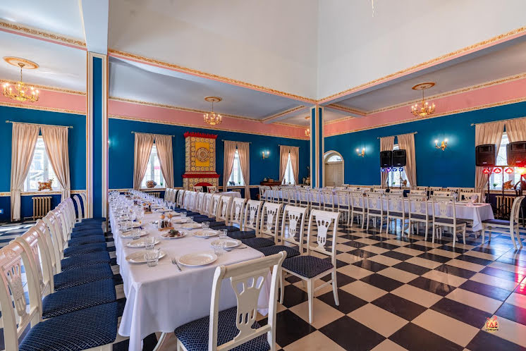 Зал ресторана «Трапезная» в «Парк-отель Царская Усадьба «Остров»» фотография №14