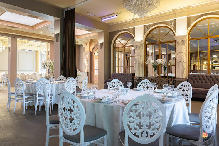 Основной зал  в «Александровский парк» фотография №11