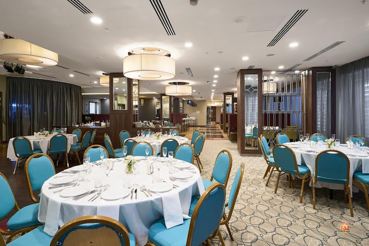 Ресторан Emerald в «DoubleTree by Hilton Tyumen» фотография №4