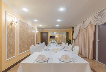 Зал "Золотой" в Зал "Каминный"