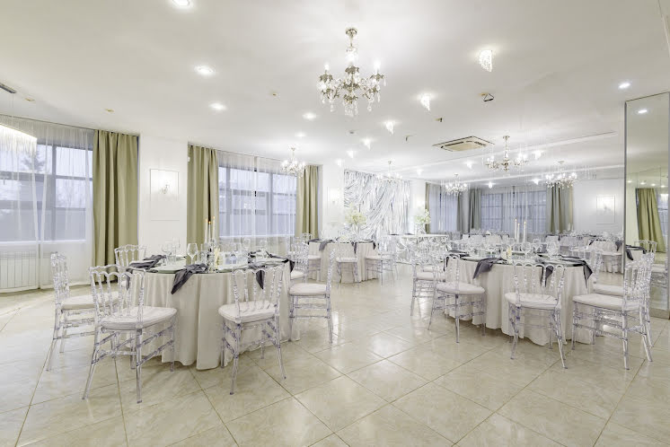 Основной зал  в «Серебро» фотография №8