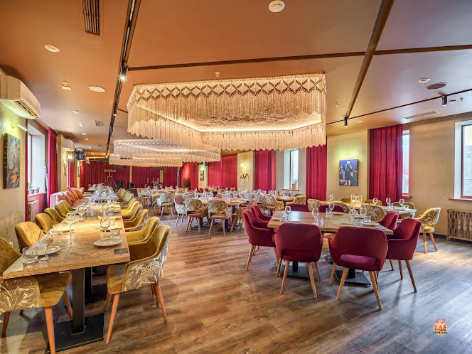 Танцевальный зал  в «Барбамбия Тамада в ТЦ «Ганза»» фотография №1