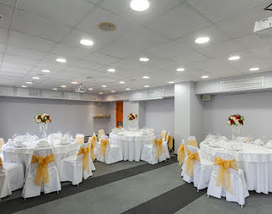  ресторан Marins Park Hotel Mocква Пражская