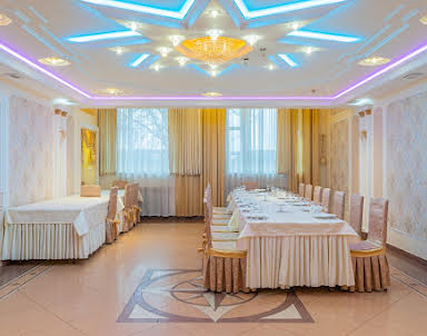  ресторан Мики