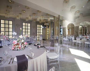  ресторан La Riva Hall