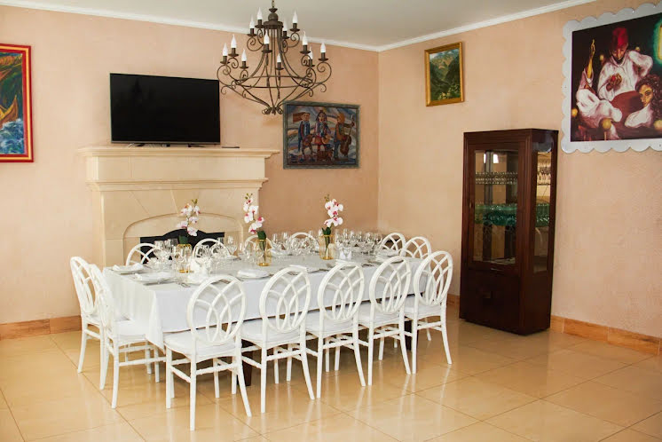 Зал "Каминный" в «9PARROTS» фотография №7