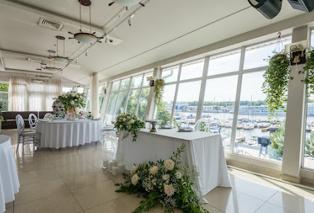 Зал «Панорамный» в Зал «Малый»