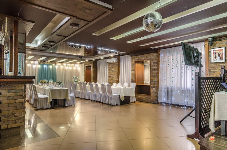 Основной зал в «Корона» фотография №14