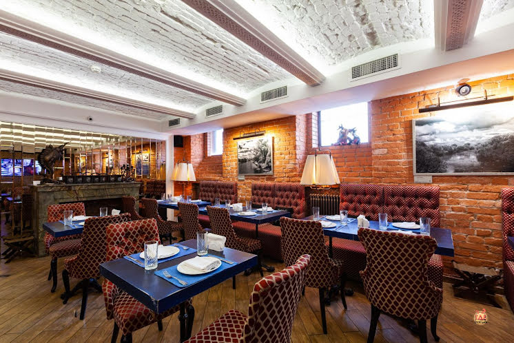 Основной зал в «Whisky Rooms» фотография №6