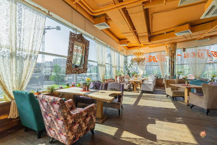 Основной зал в «Гуси-Лебеди» фотография №2