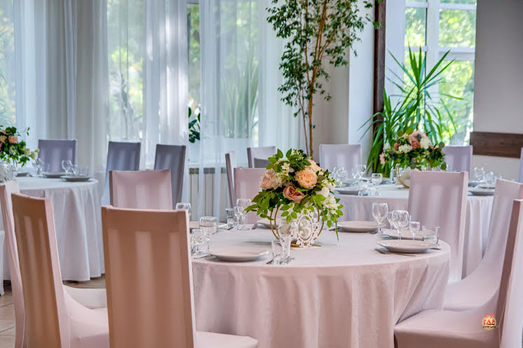 Зал ресторана в «Дубрава» фотография №17