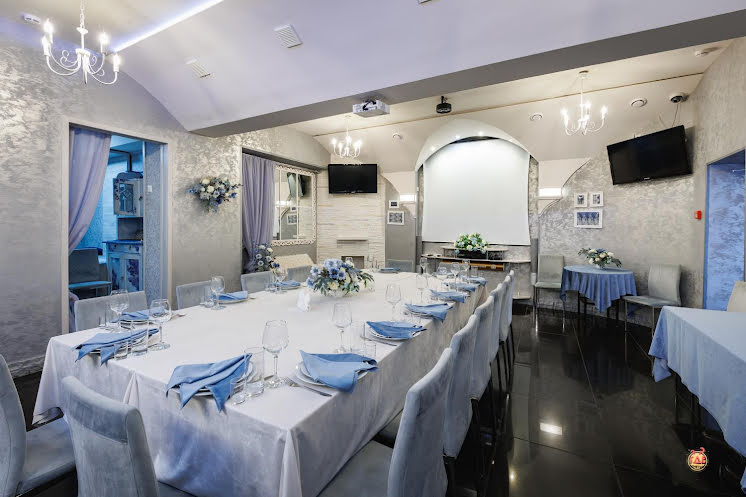 Зал «Гжель» в «Горница» фотография №7