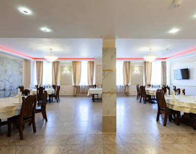  ресторан Лион на Перовской