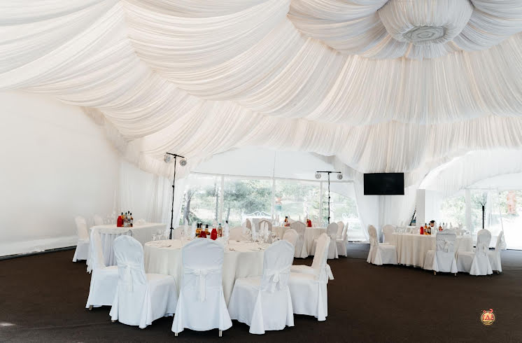 Большой шатер в «Волжская деревня» фотография №14