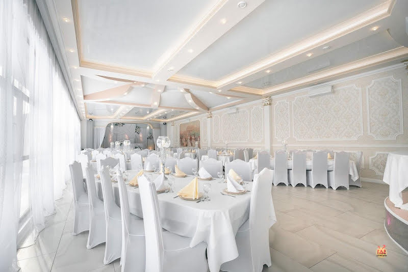 White Hall фотография №1