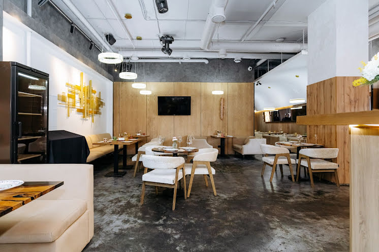 Основной зал в «Lianel» фотография №6