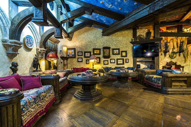 Зал  «Рыцарский» в «О'Шалей» фотография №2