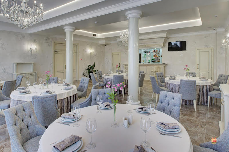 Шери Холл фотография №16