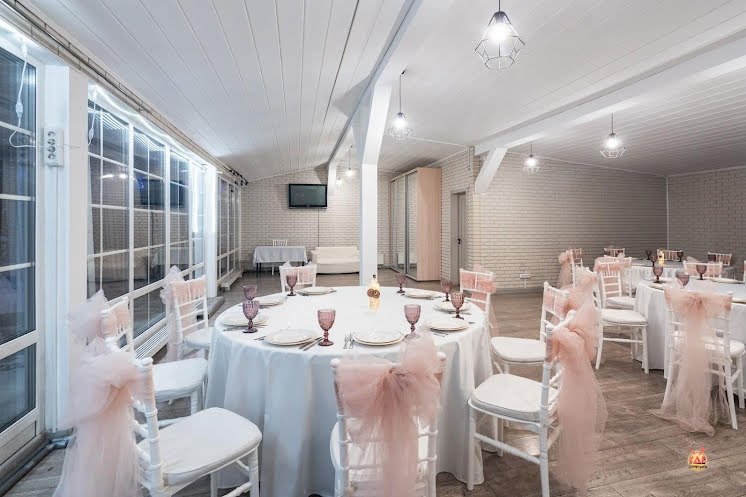 Зал Emily в «Don David» фотография №16