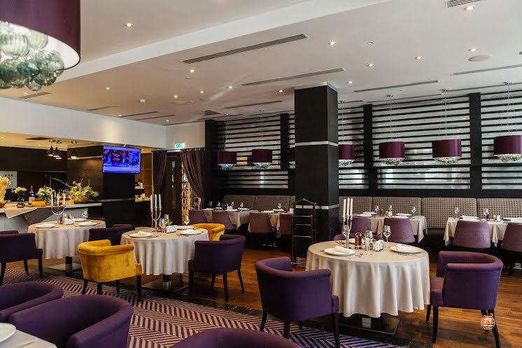 Ресторан "Новум" в «SHERATONPLAZA Ufa - Congress Hotel» фотография №1