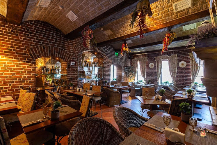 Зал с камином в «Вилла Паста» фотография №2