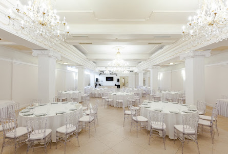 Зал  «Н» в Зал  «М»