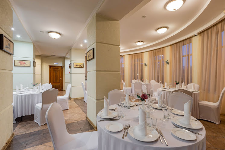 Зал "Каминный" в «Особняк в парке Сосновка» фотография №7