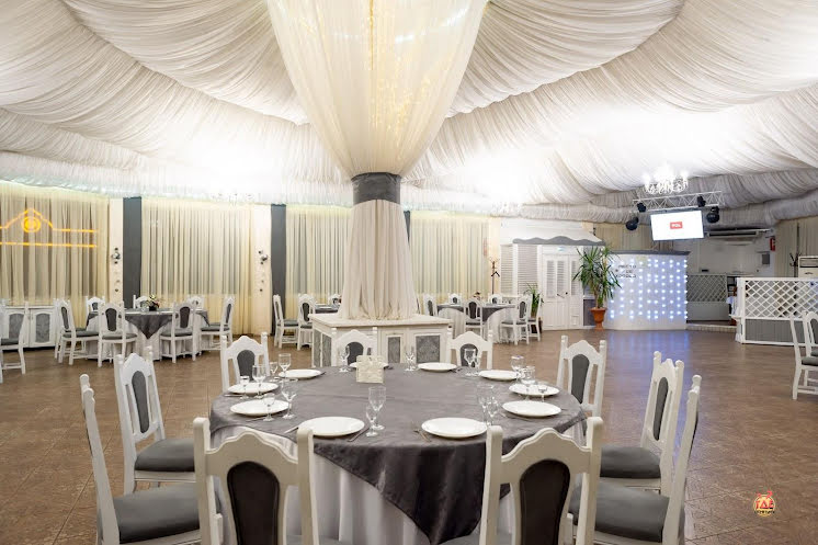 Зал «Витражный» в «Smirnoff» фотография №2