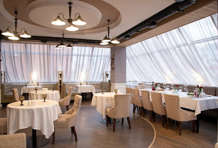 Зал на 50 человек в Зал на 30 человек