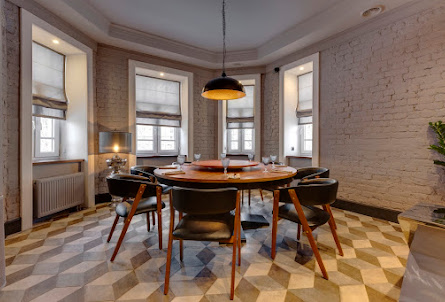 Зал с круглым столом в Зал с круглым столом