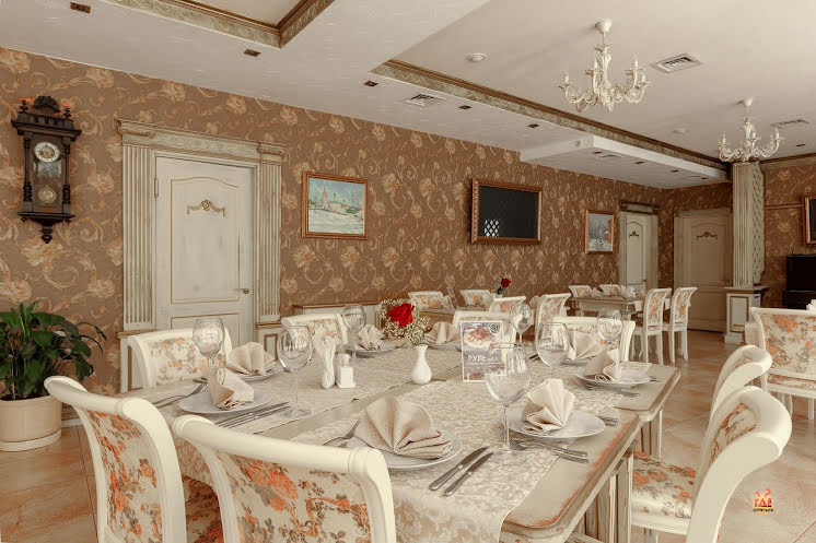 Основной зал в «Баринъ» фотография №15