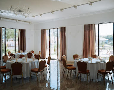  ресторан Своя Среда