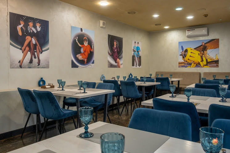 Зал на 25 человек в «Курица или Рыба» фотография №6