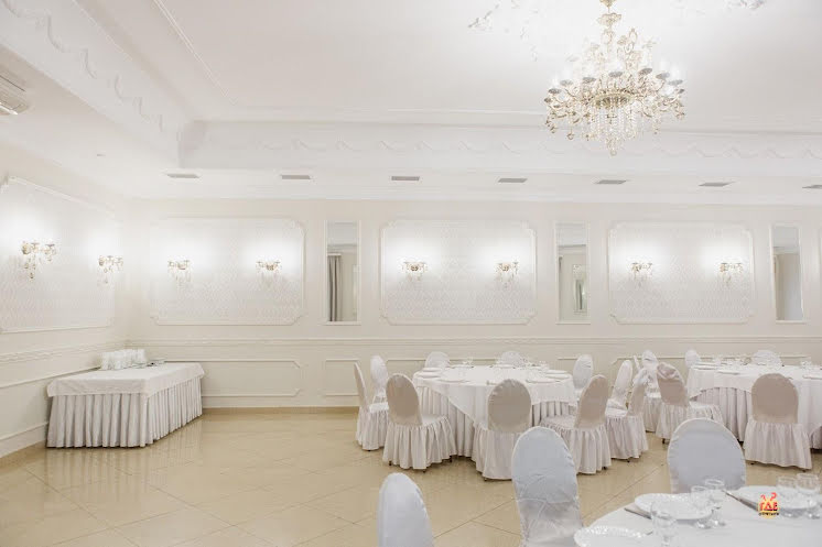 Зал "Царский" в «Версаль» фотография №13