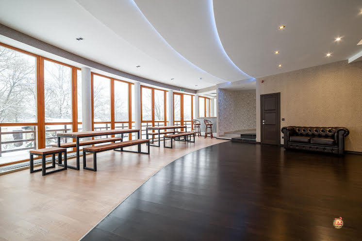 Банкетный зал в «Шато Снегири» фотография №12