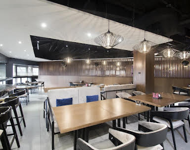  ресторан Мисс Ванг