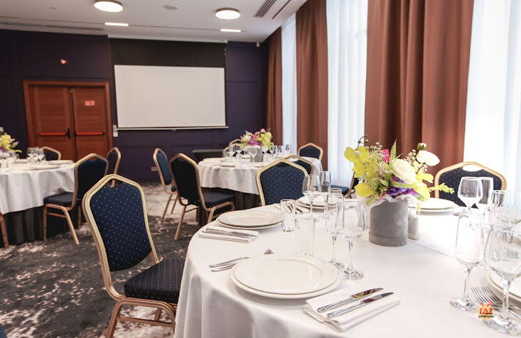 Зал Embassy в «DoubleTree by Hilton Novosibirsk» фотография №1