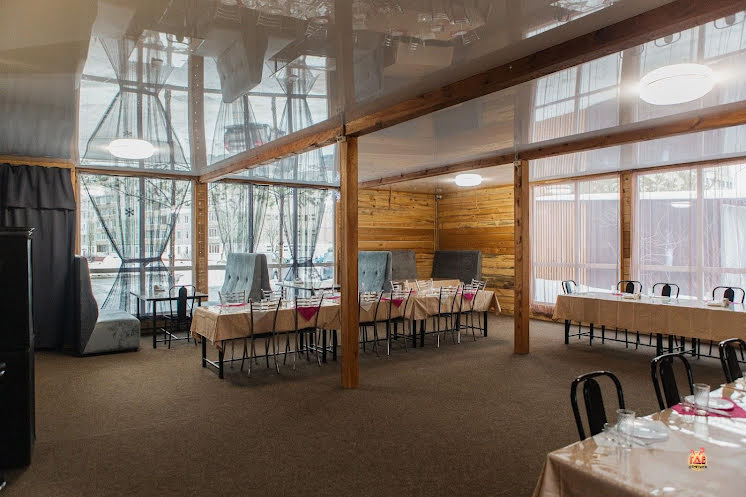 Основной зал в «Берег +» фотография №1