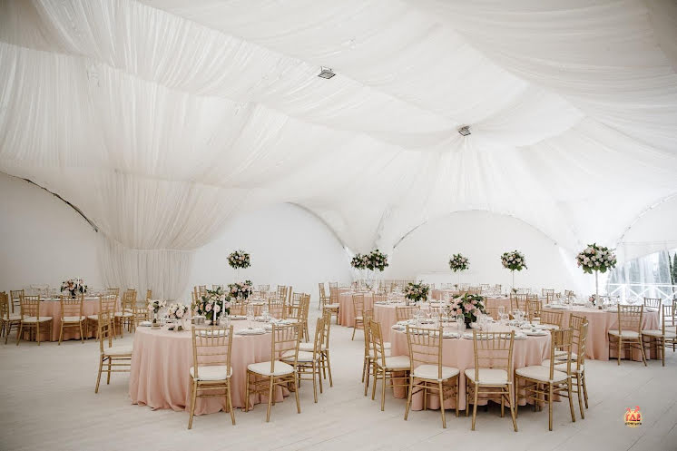 Средний шатер в «White park new Riga bay» фотография №1